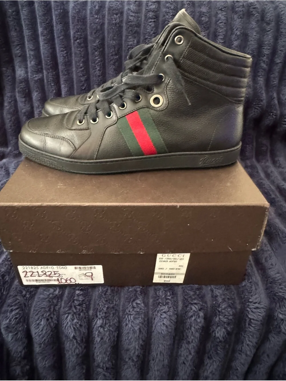 Gucci Black High-Top Leather Sneakers with Red and Green Stripe